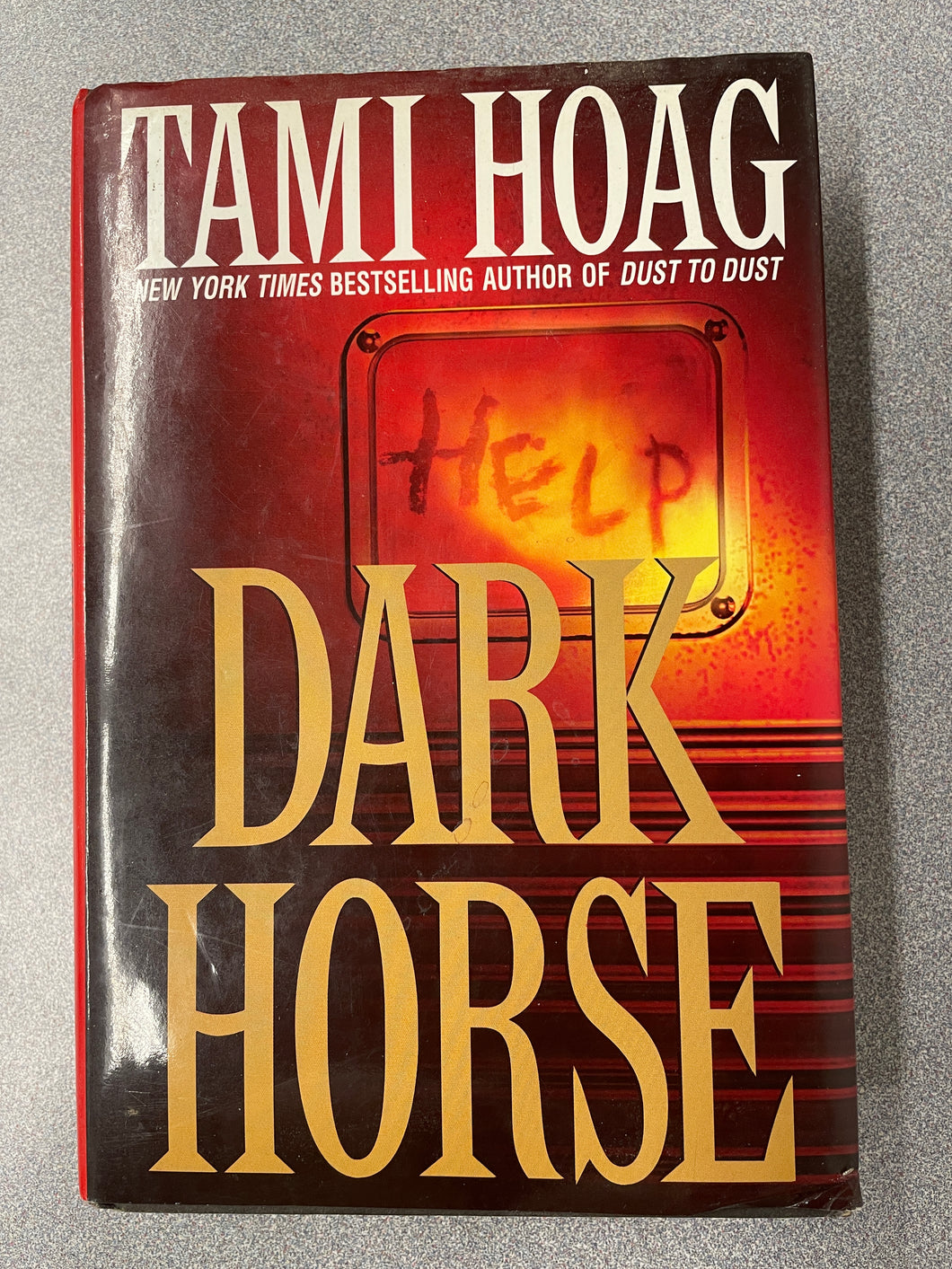 Hoag, Tami, Dark Horse [2002] MY 3/24