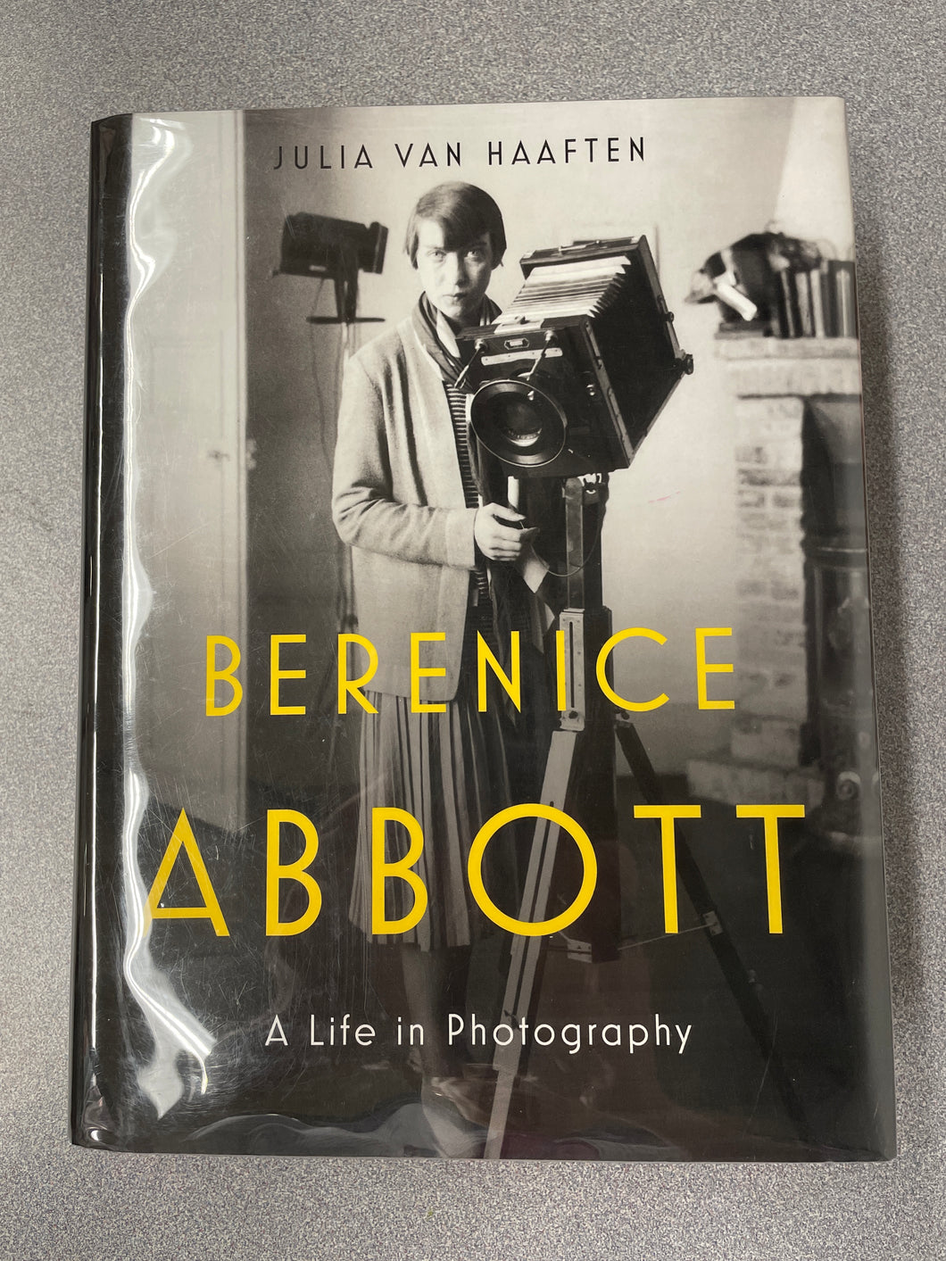 Berenice Abbott: a Life in Photography, Van Haaften, Julia [2018] BI 3/24