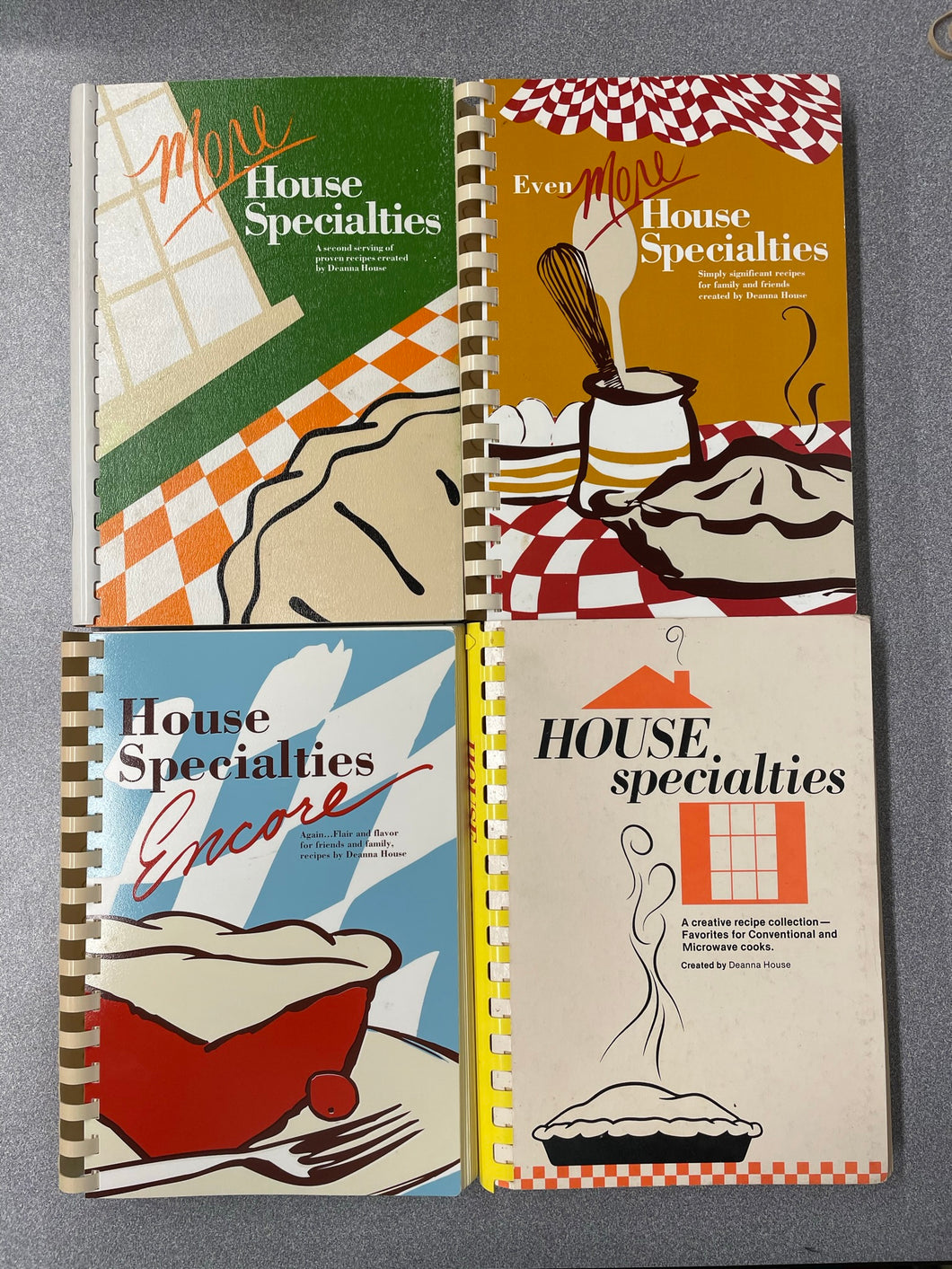 House Specialties, 4 Volume Set, House, Deanna CO 8/23