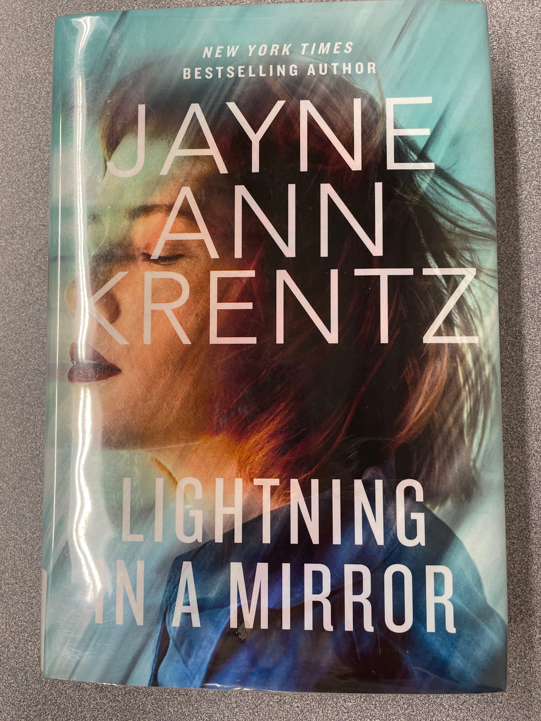 Krentz, Jayne Ann, Lightning In a Mirror [2022] RBS 1/24