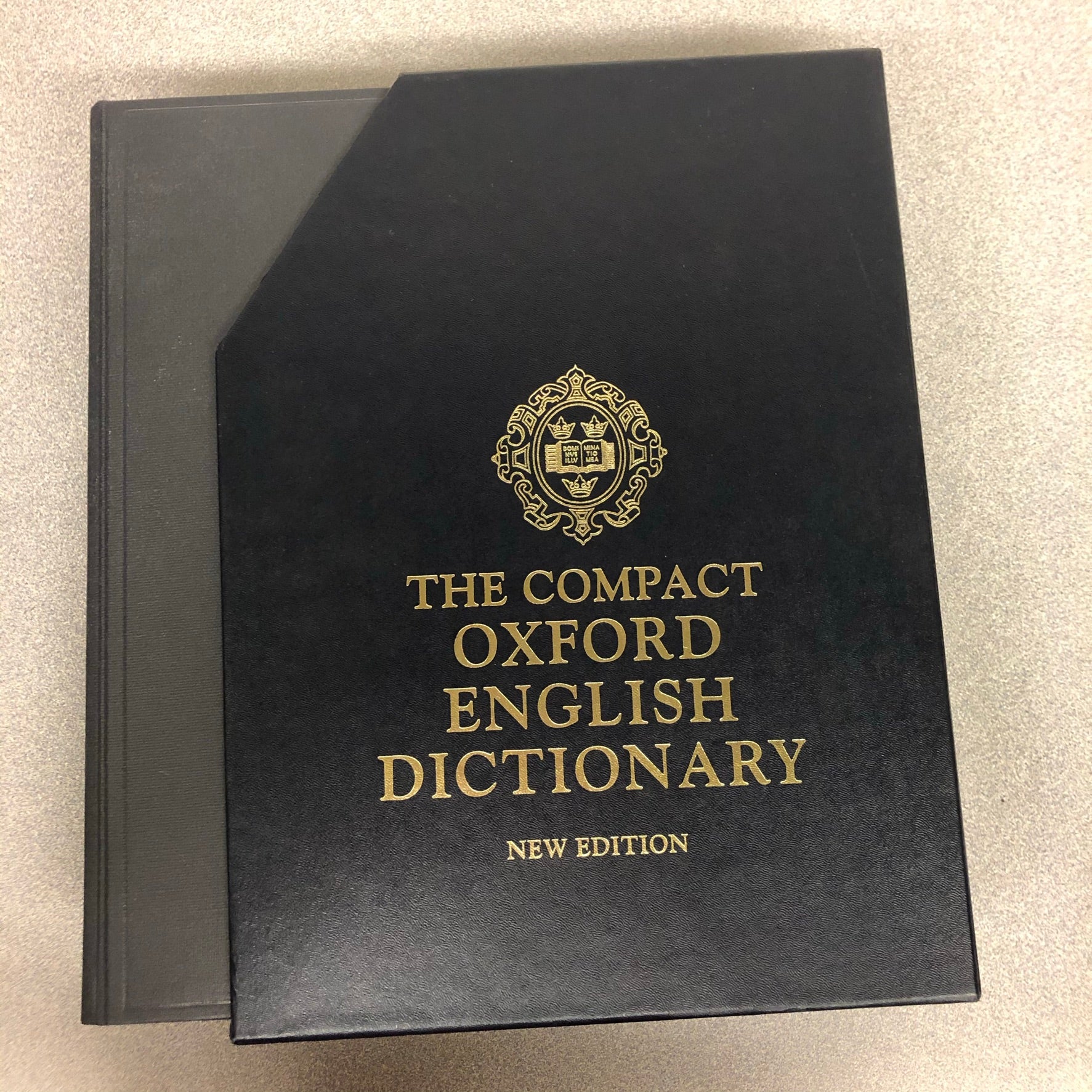 The Compact Edition of the Oxford English Dictionary Second